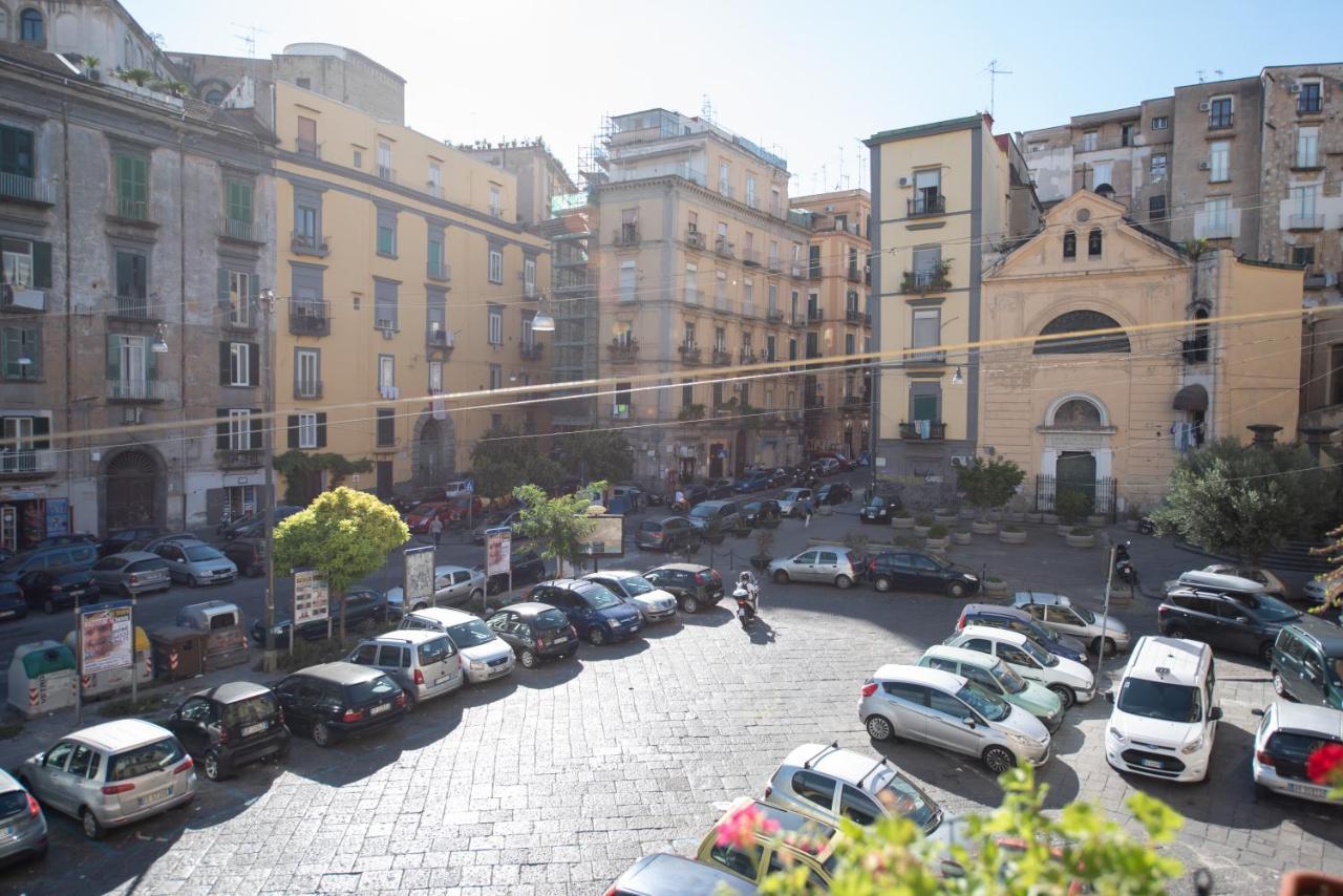 Hermes Rooms For Tourists Naples Luaran gambar