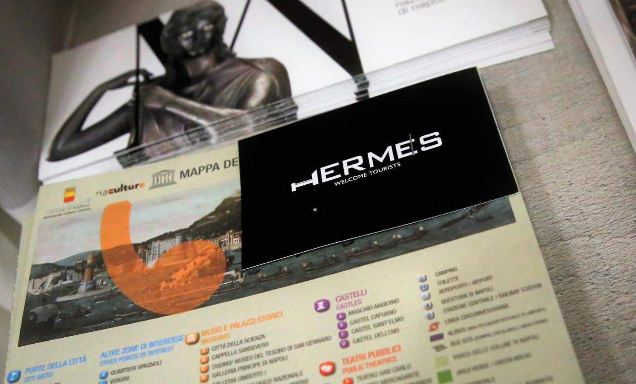 Hermes Rooms For Tourists Naples Luaran gambar