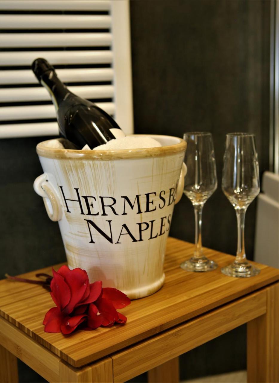 Hermes Rooms For Tourists Naples Luaran gambar