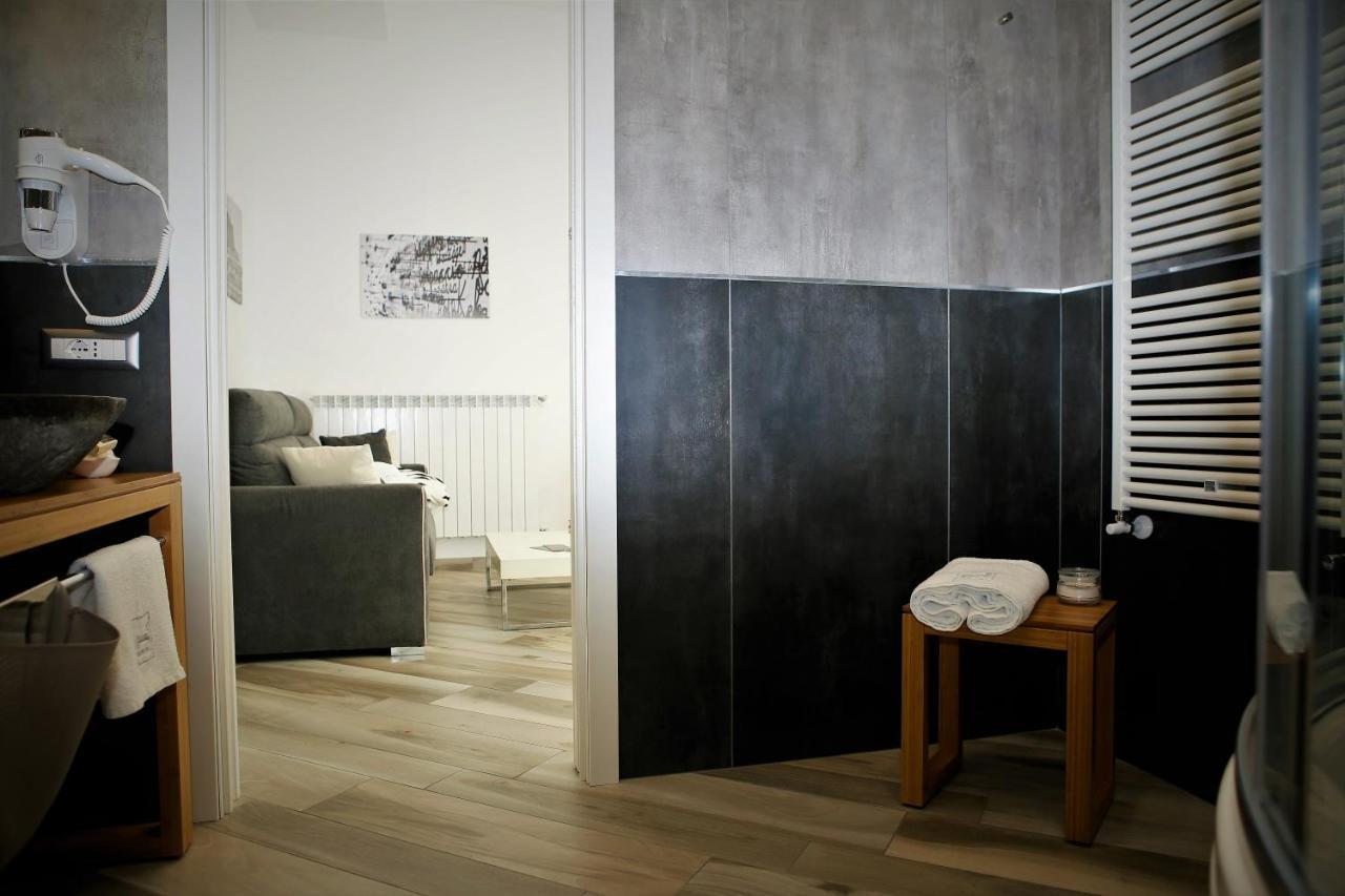 Hermes Rooms For Tourists Naples Luaran gambar