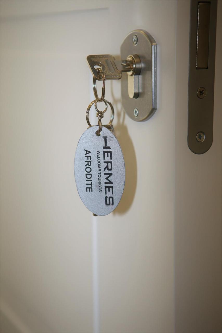 Hermes Rooms For Tourists Naples Luaran gambar