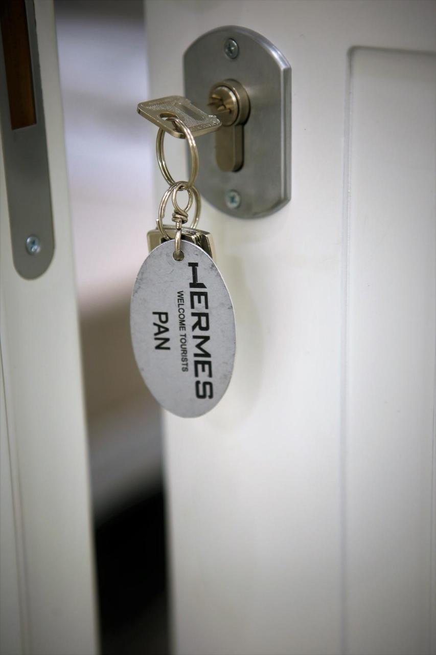 Hermes Rooms For Tourists Naples Luaran gambar